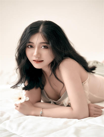 欣赏手册：《大夏第一赘婿》的把握导演风格与创作特点 助你获得心灵启迪