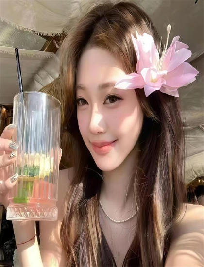 如何欣赏《中二病也要谈恋爱！恋Lite》？观影指南教你理解社会意义与现实价值 提升观影体验